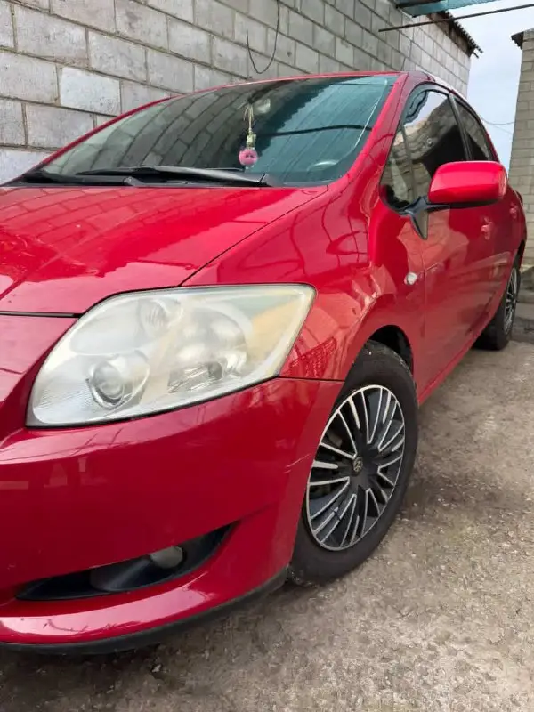 Toyota Auris 2007 1.6L Газ/бензин — фото 3