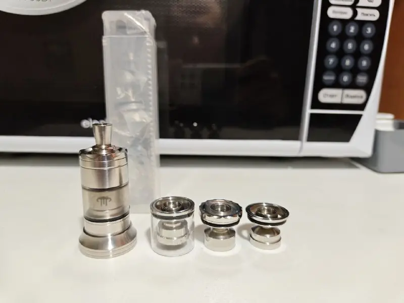 Атомайзеры THC Blaze Solo SS, Vandy Vape Berserker v1.5, Eleaf iJust S