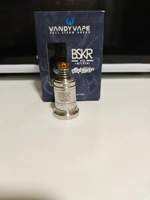 Атомайзеры THC Blaze Solo SS, Vandy Vape Berserker v1.5, Eleaf iJust S — фото 3