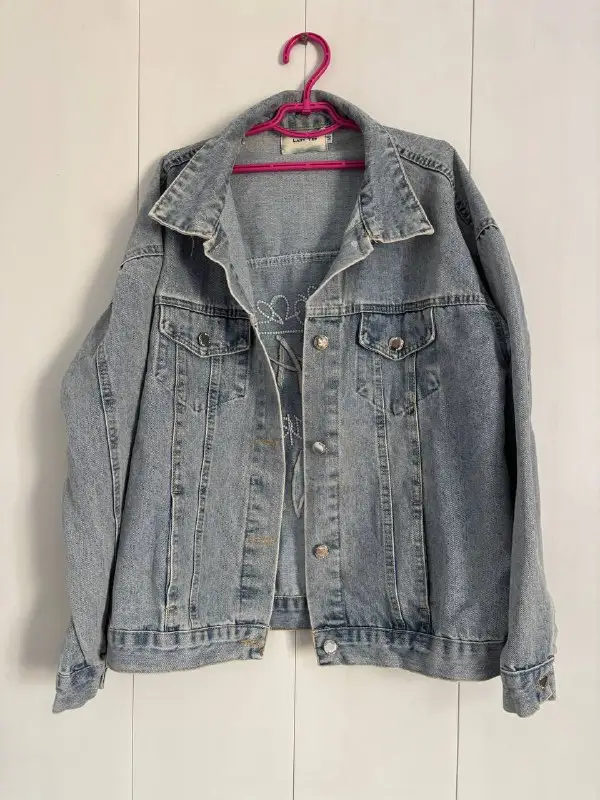 Набір жіночого верхнього одягу розмір M: Зимовий пуховик, Тренч, Шкіряна та Джинсова куртки