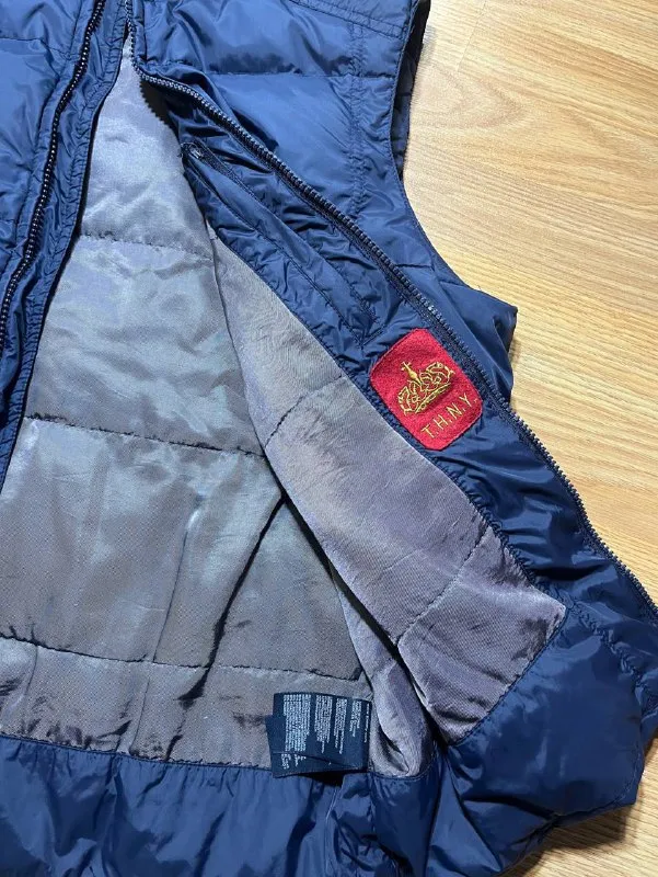 Чоловіча жилетка Tommy Hilfiger (Оригінал) розмір S, пухова — фото 2