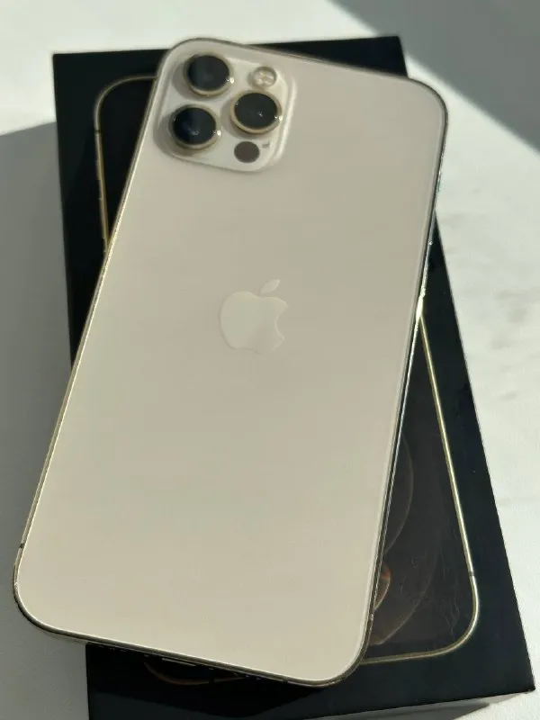 iPhone 12 Pro Gold Neverlock