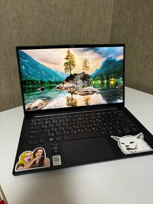Lenovo Yoga Slim 7 i5-1135G7 8GB 512GB SSD 4K UHD