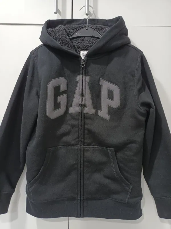 Зіпка GAP на шерпі дитяча (8-9 років) чорна