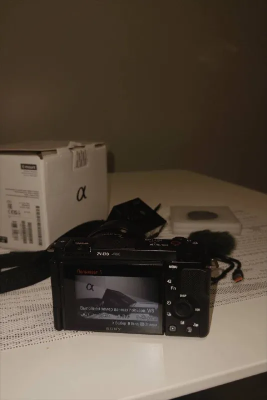 Фотоапарат Sony ZV-E10 Kit 16-50mm OSS + Спалах Godox + 64GB