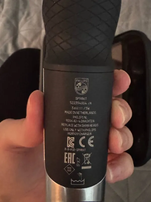 Електробритва Philips Series 9000 Prestige SP9861 Qi Charging