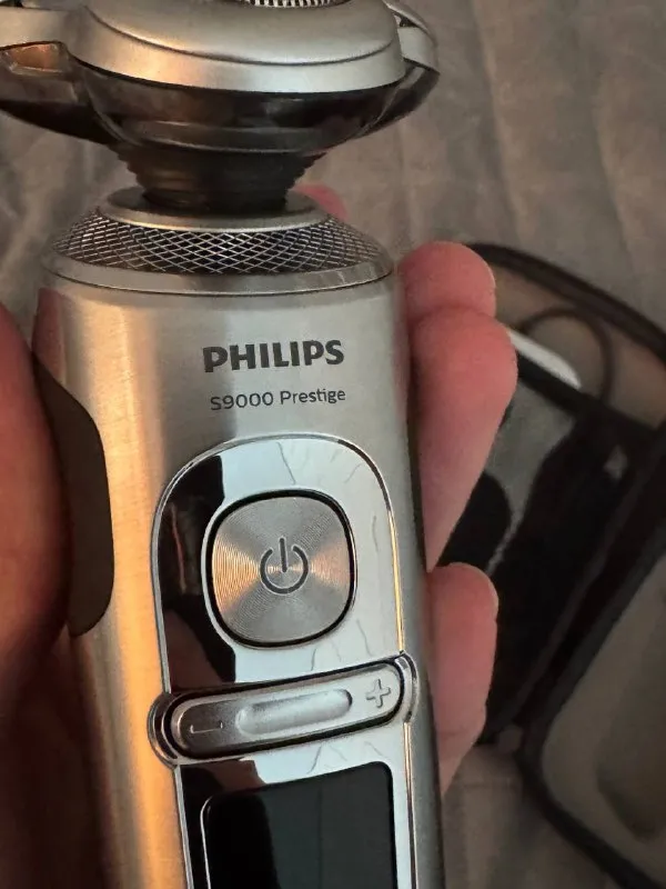 Електробритва Philips Series 9000 Prestige SP9861 Qi Charging — фото 4