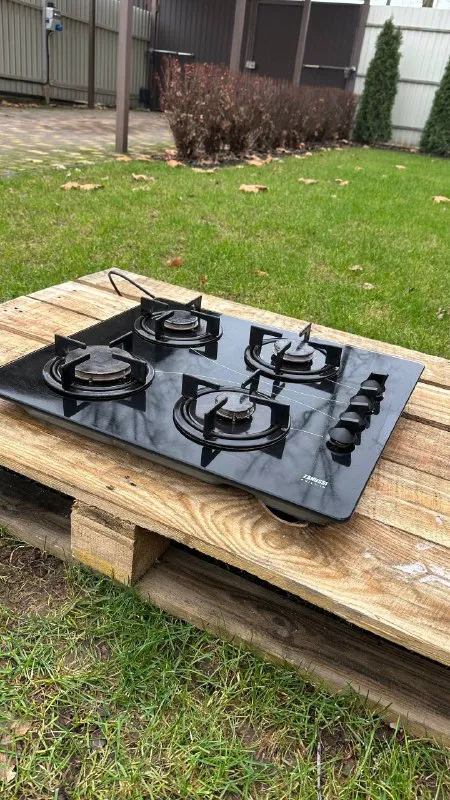 Газова варильна поверхня ZANUSSI ZGG 646 ITN (Газ-контроль, Електрозапалювання)