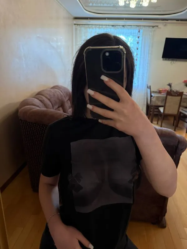 Футболка женская черная с принтом новая размер XS/S