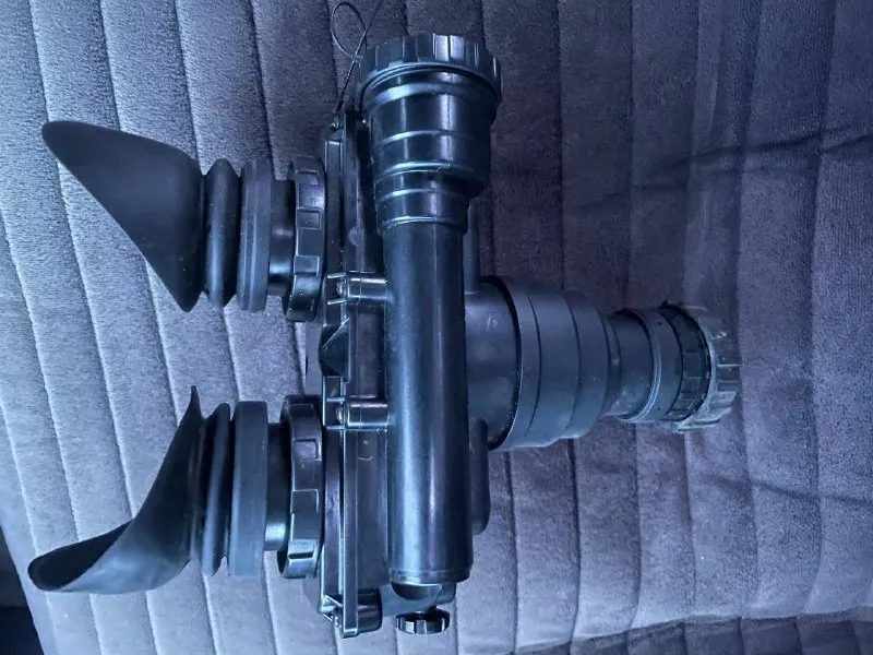 Прилад нічного бачення PVS-7 Night Vision Goggles