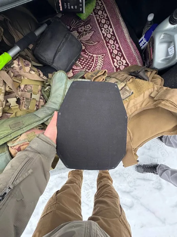 Бронеплита Point Blank 10800 NIJ Level IV 10x12 Single-Curve