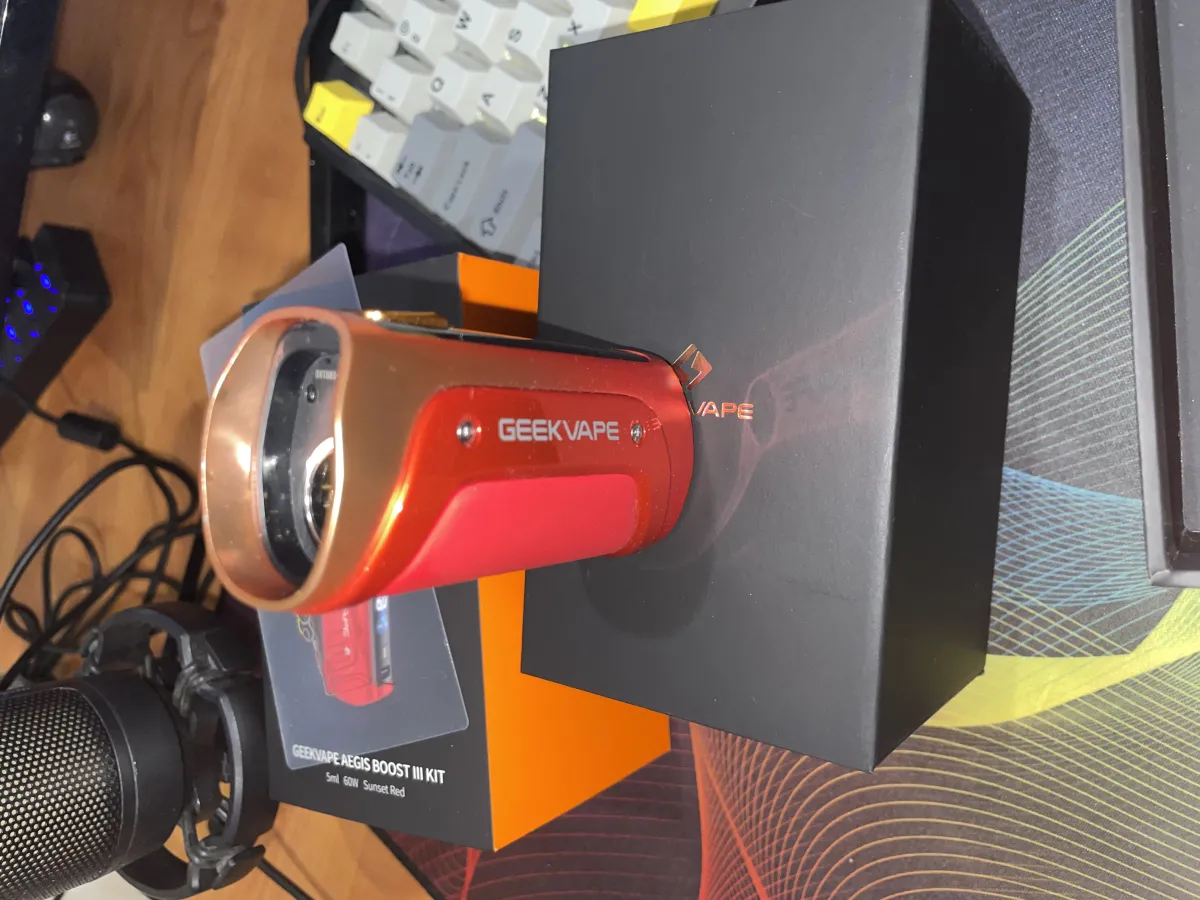Geekvape Aegis Boost 3 Pod Mod Kit 3000mAh Sunset Red — фото 3
