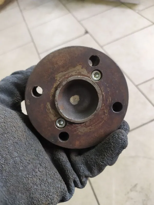 Mitsubishi L200 2.5 TDI Кардан передний