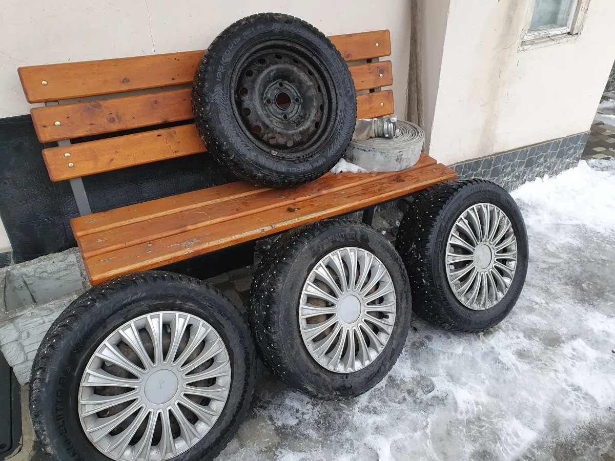 Зимова резина 195/60/R15 — фото 2
