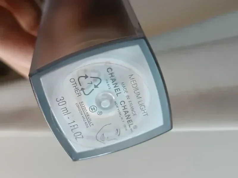 Chanel Les Beiges Water-Fresh Tint Medium Light 30ml — фото 2