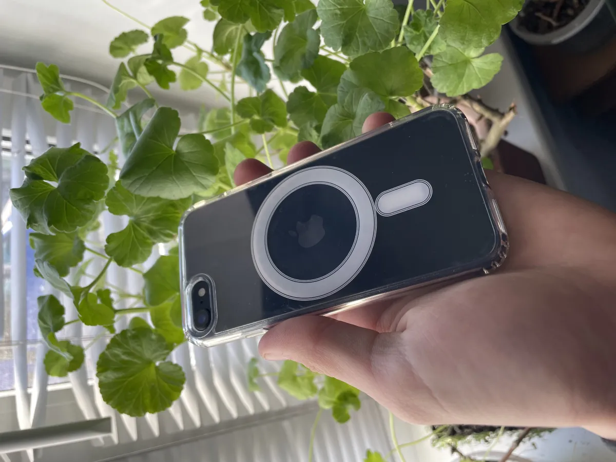 Apple iPhone SE 3 2022