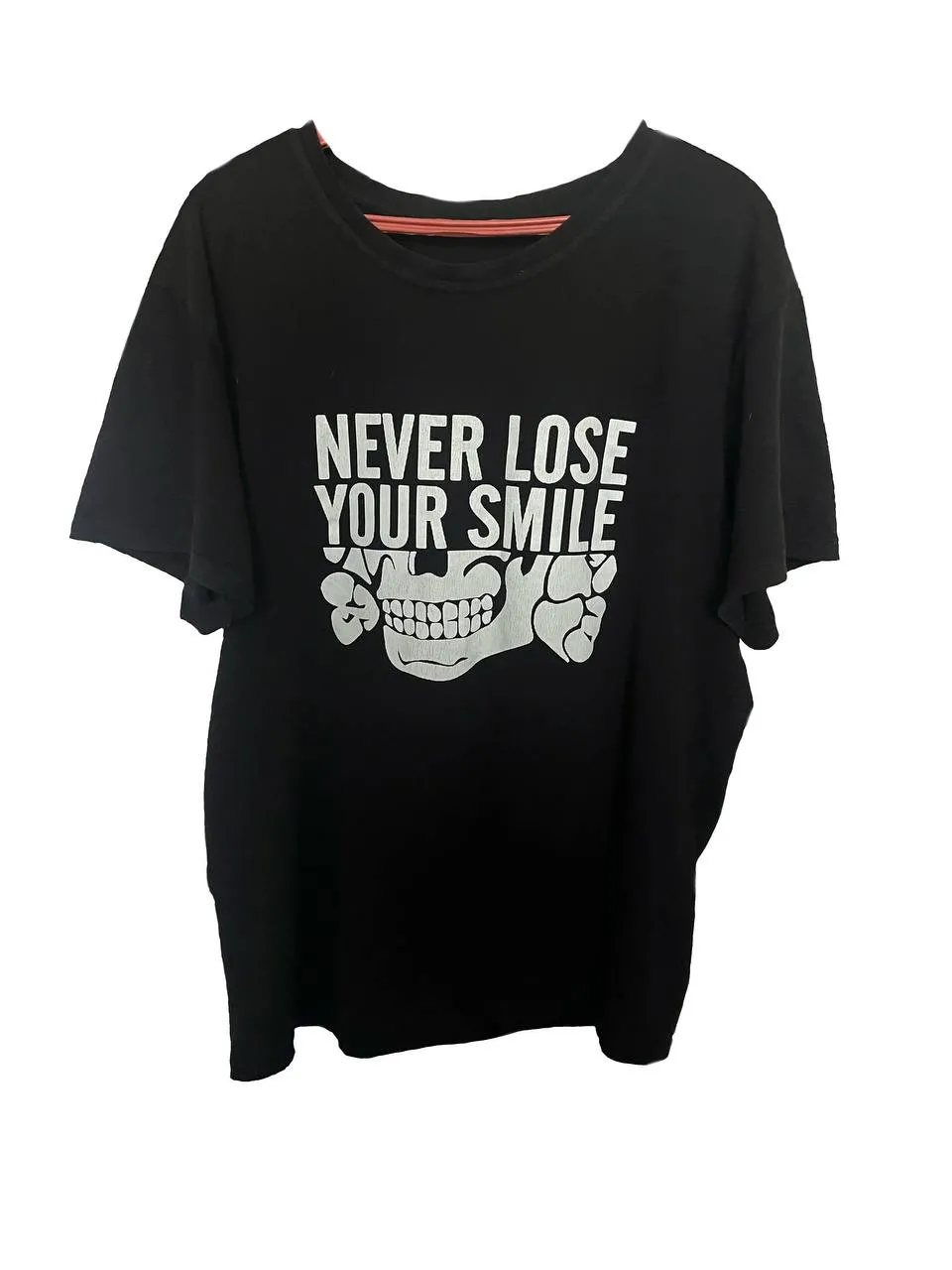 Чорна футболка Never Lose Your Smile