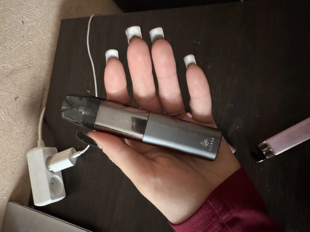 Под-система Elf Bar ELFX 1000 mAh Gradient — фото 2