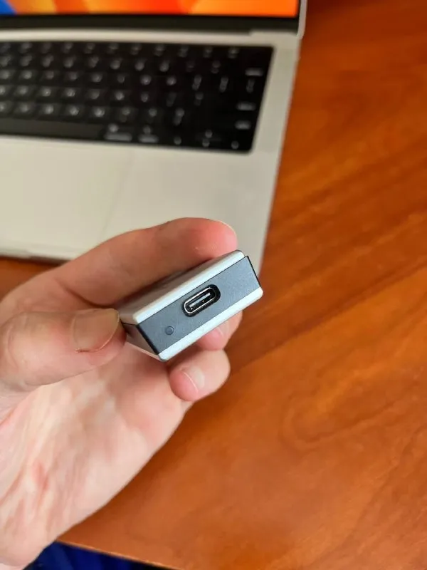 Kingston XS2000 4TB Зовнішній SSD накопичувач — фото 5