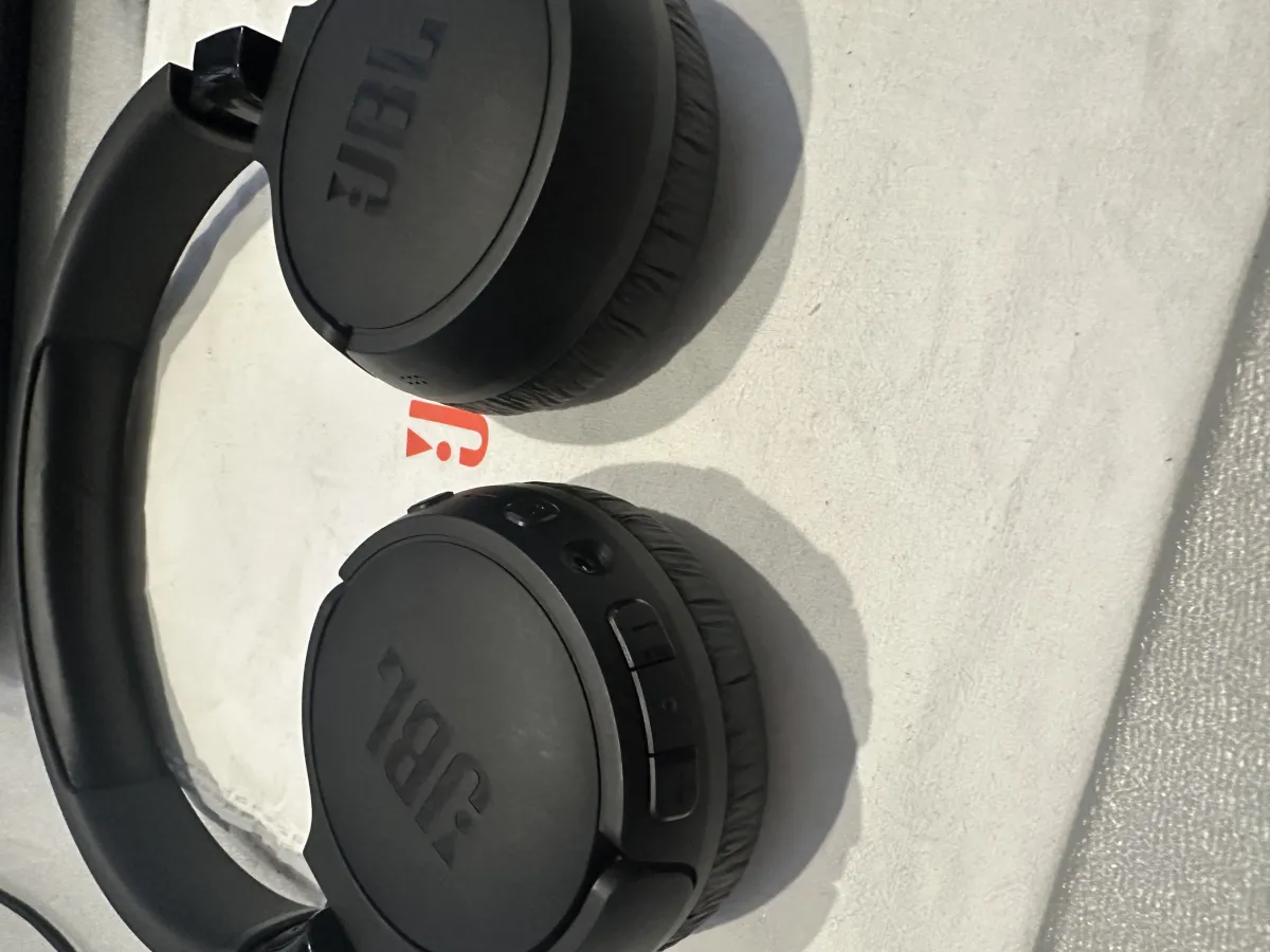 JBL Tune 670NC з активним шумоподавленням — фото 4