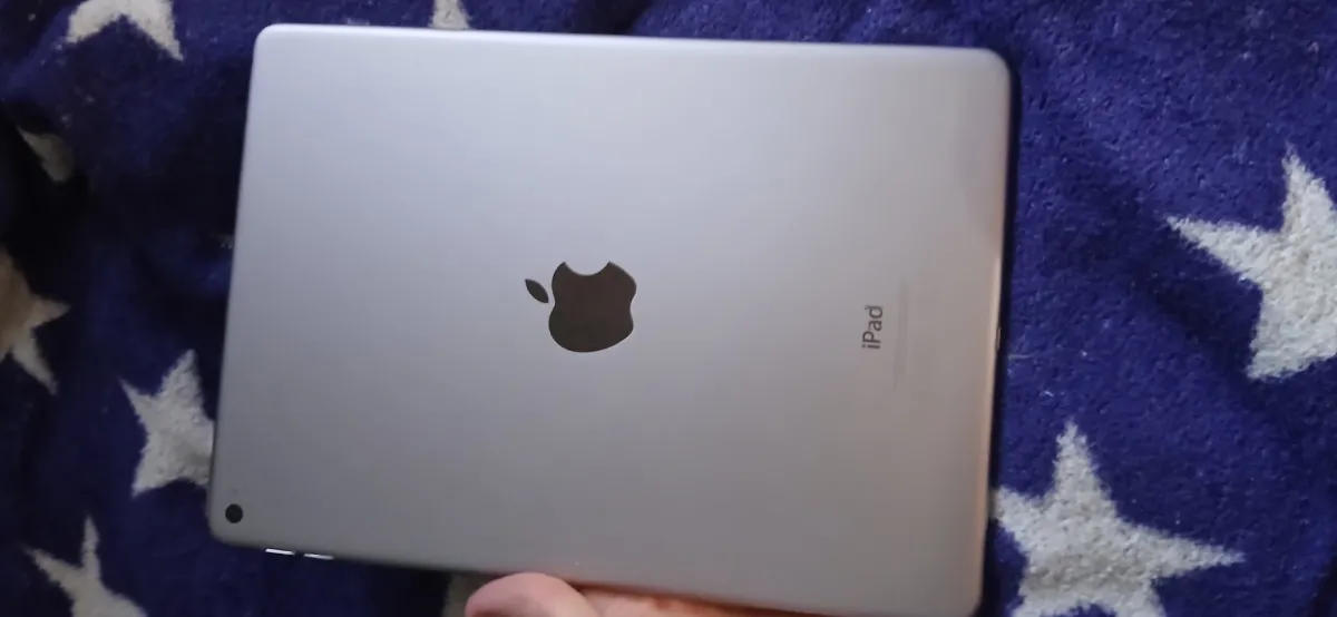 Планшет Apple iPad Air 2