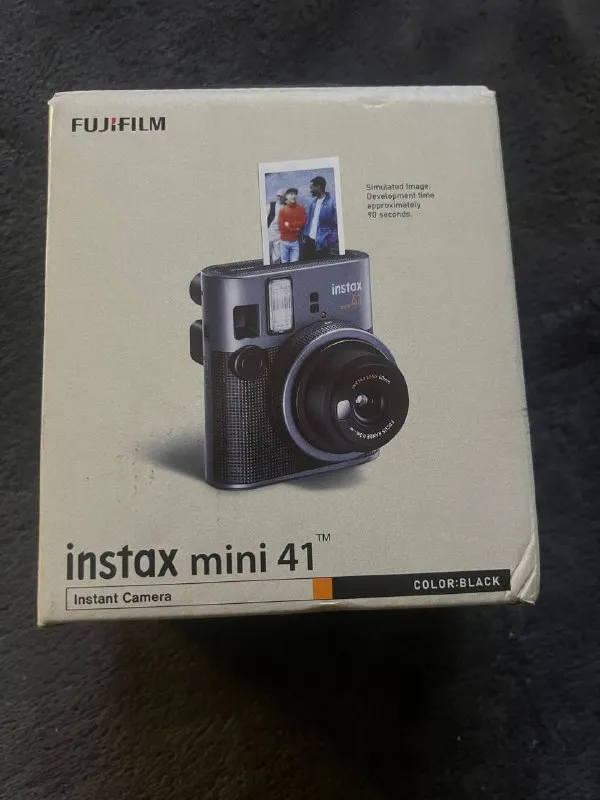 Fujifilm Instax Mini 41 Black моментальний фотоапарат