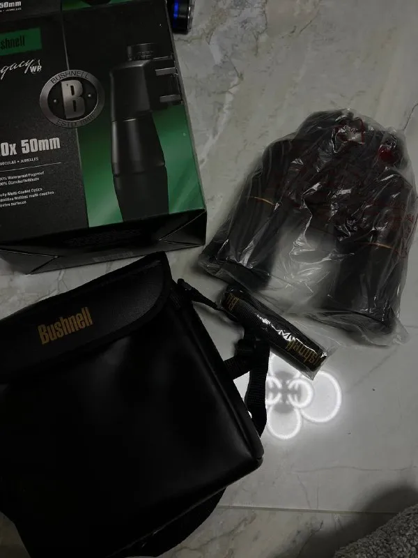 Бінокль Bushnell Legacy WP 10x50