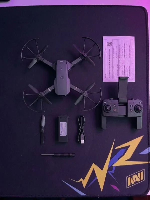 Квадрокоптер E88 Pro з Wi-Fi камерою та захисним кейсом