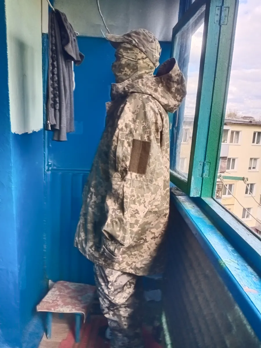 Продам новую форму зима лето