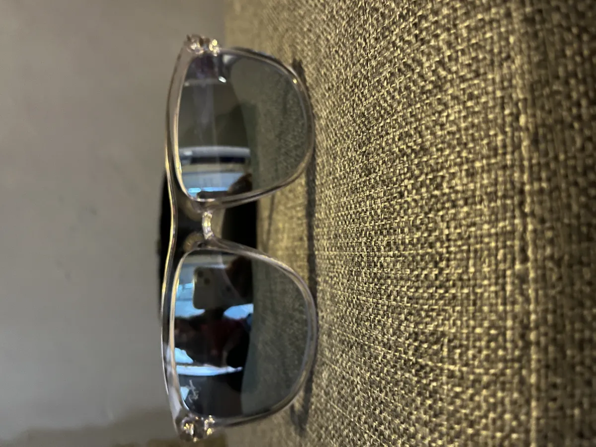 Солнцезащитные очки Ray-Ban RB4147 Boyfriend в цвете 6325/1U.