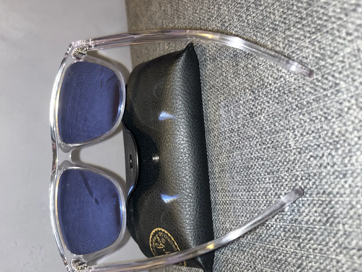 Солнцезащитные очки Ray-Ban RB4147 Boyfriend в цвете 6325/1U. — фото 3