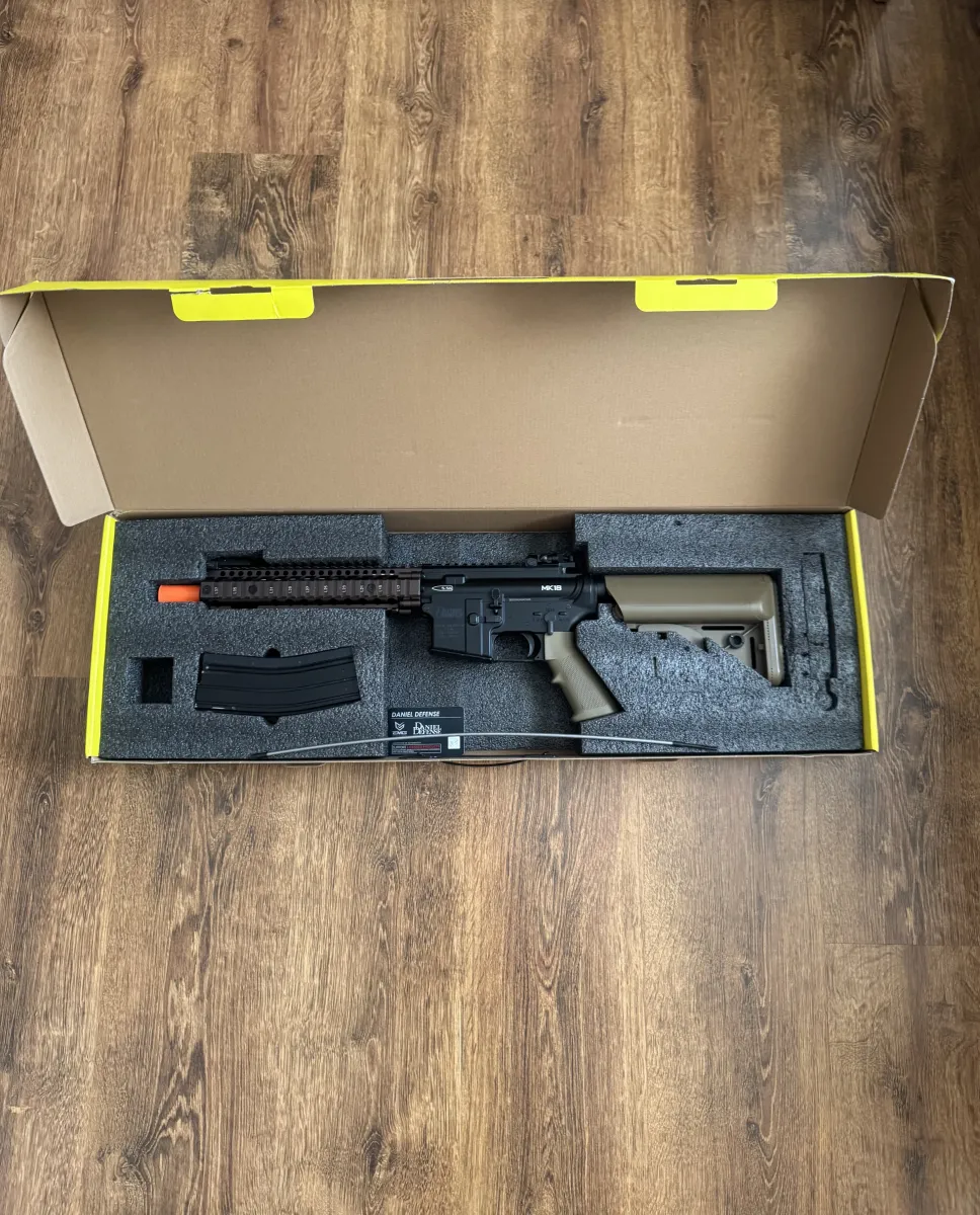 Штурмовая винтовка Daniel Defense MK18 Gas Rifle - Tan [EMG] [Golden Eagle] (для страйкбола)