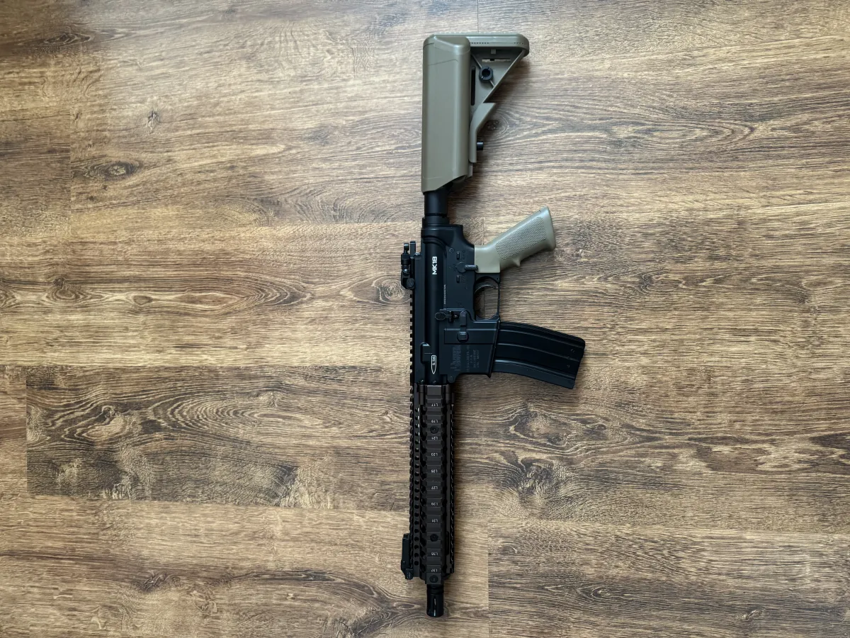Штурмовая винтовка Daniel Defense MK18 Gas Rifle - Tan [EMG] [Golden Eagle] (для страйкбола) — фото 2