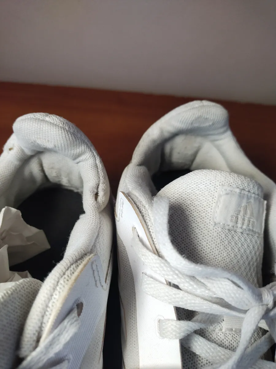 Чоловічі білі кросівки Adidas розмір 44 (29 см) — фото 5