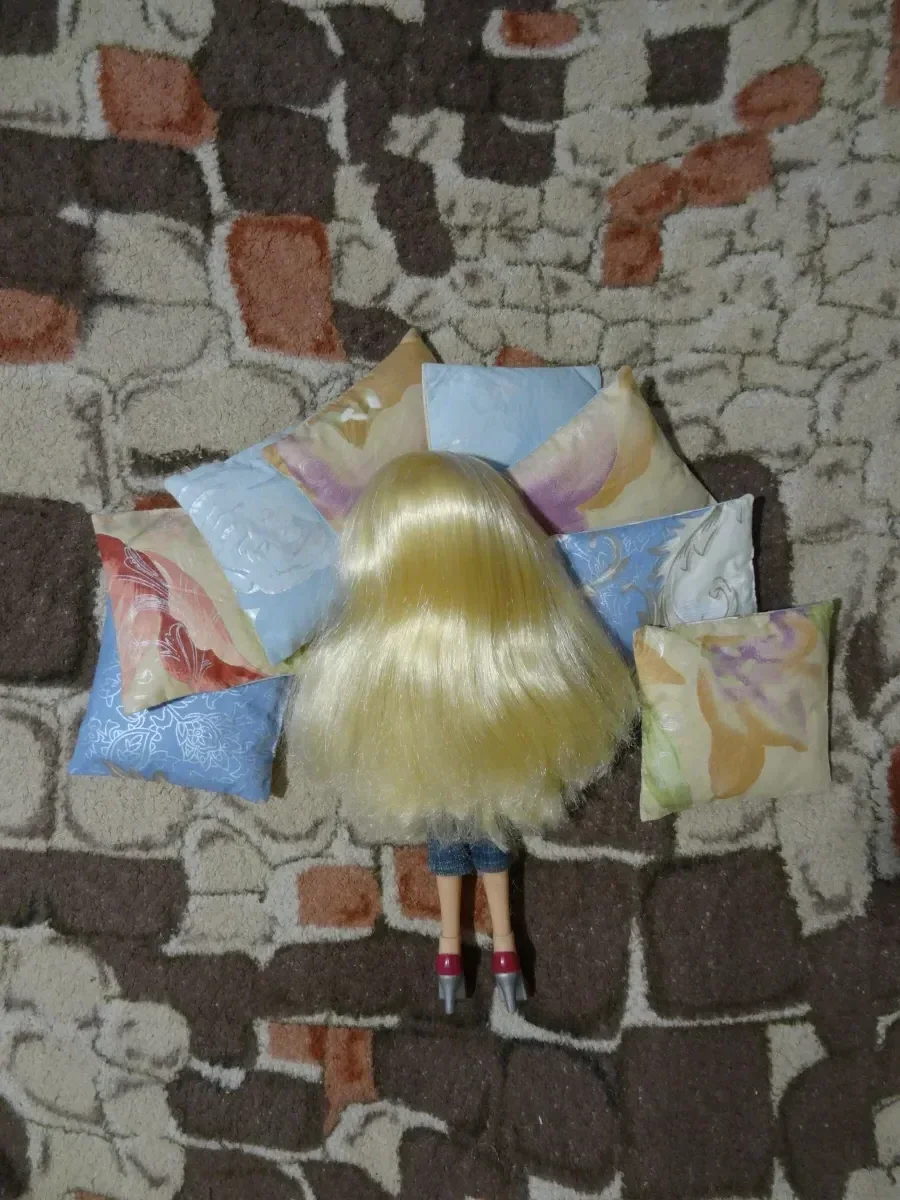Оригинальная кукла Братц Хлоя (Bratz Cloe MGA 2010) в обуви — фото 3