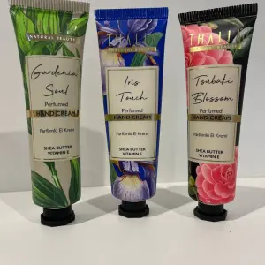 Парфумований крем для рук thalia квітуча камелія , 60 мл