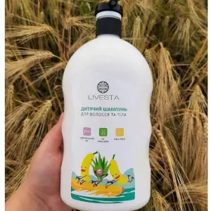 Дитячий шампунь для волоcся та тіла з соком алое вера «банан» livesta, 1000 мл
