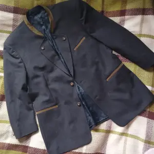 Піджак жіночий