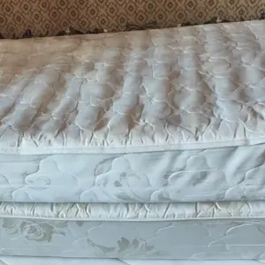 Матрасы Matroluxe в хорошем состоянии