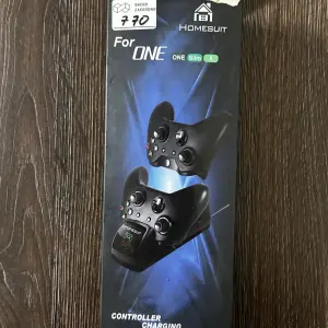 Зарядка Homesuit для Xbox One/One X/One S + 2 акумулятори 1600 мАг