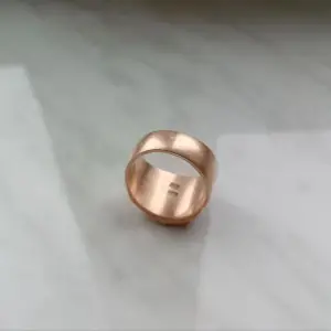 Золота каблучка печатка 585 проби 14K