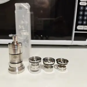 Атомайзеры THC Blaze Solo SS, Vandy Vape Berserker v1.5, Eleaf iJust S