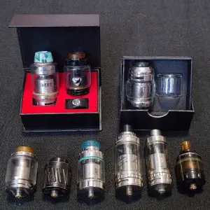 Лот атомайзеров для вейпа: Hellvape Summit, 3CVape Savour MTL, Augvape Intake RTA