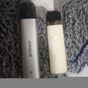 Pod-системы Voopoo Argus и Voopoo Vinci желтый и серый