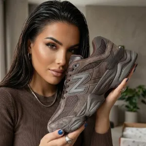 Кросівки New Balance 9060 Chocolate Brown замшеві