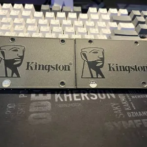 SSD Kingston A400 240GB, Crucial BX500 240GB, Goodram CX400 256GB/512GB