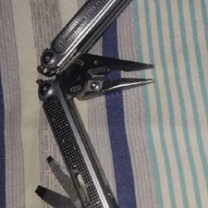Мультитул Leatherman Free P4 Silver