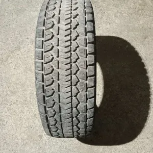 Зимние шины Dunlop Grandtrek SJ5 275/65 R17 115Q, комплект: 4шт.