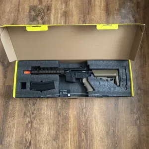 Штурмовая винтовка Daniel Defense MK18 Gas Rifle - Tan [EMG] [Golden Eagle] (для страйкбола)