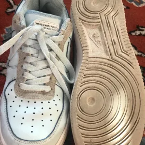 Кожаные кроссовки Nike оригинал размер 40 (25.5 см) бирюзовые